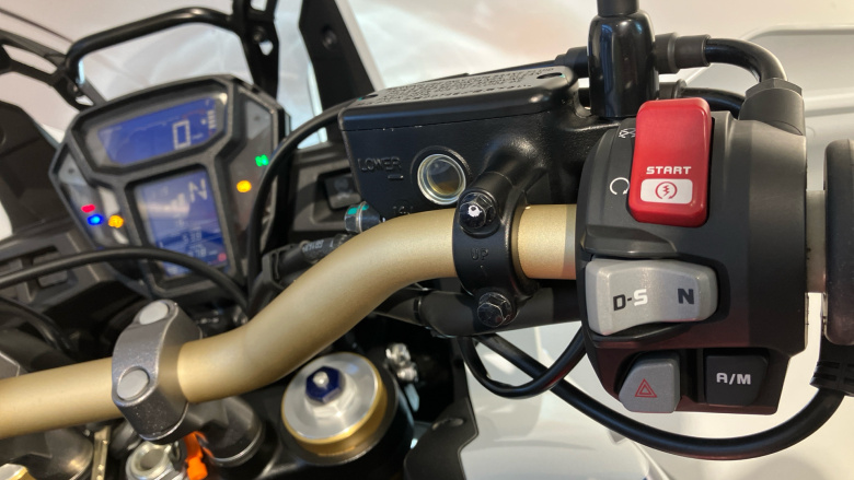 Honda Africa Twin CRF1000DHE (17MY)